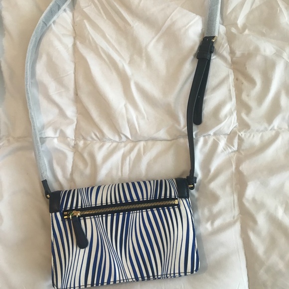 Vera Bradley crossbody - Picture 3 of 3